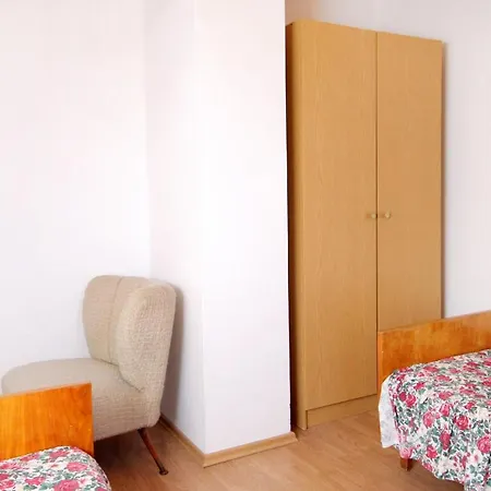 5428a Apartment