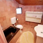 5428a Punat