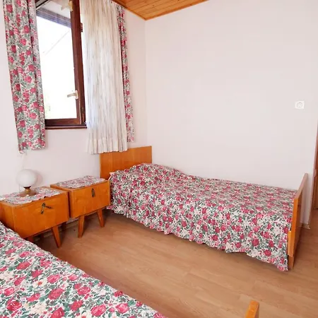 5428a Διαμέρισμα *